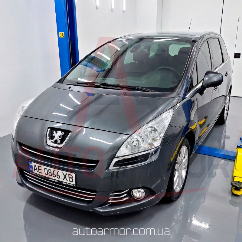 Захист двигуна Peugeot 5008 I (2009-2016) Двигун: всі, [захищає Двигун та КПП] - ТИТАН (Є на складі, 2мм!)